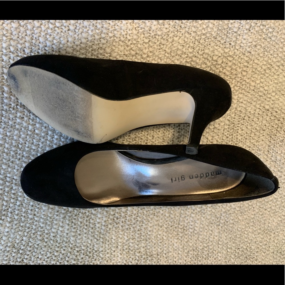 Black micro suede Madden Girl pumps, size 10